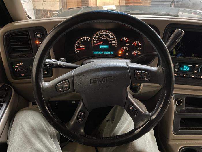 2003 gmc yukon base with 262681 miles for sale near elk-river, minnesota f99bcf3cadc94d04be1d4c1a76785e85.jpg