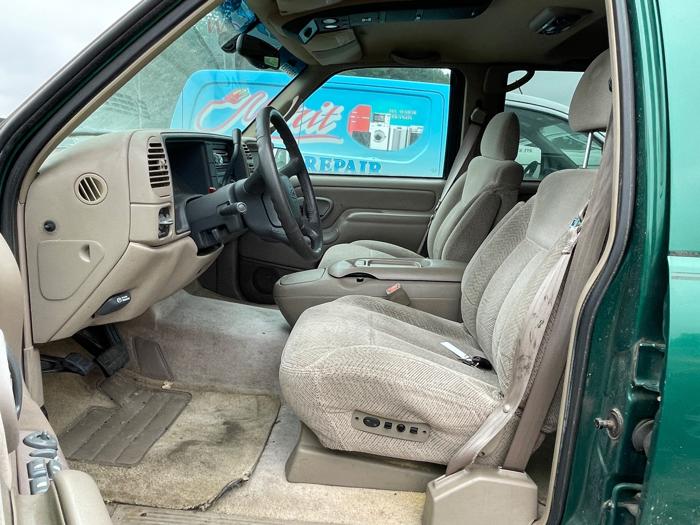 1999 chevrolet tahoe 4-door-4wd with 193393 miles for sale near elk-river, minnesota f9d52eb259354c5991f148d39413750d.jpeg