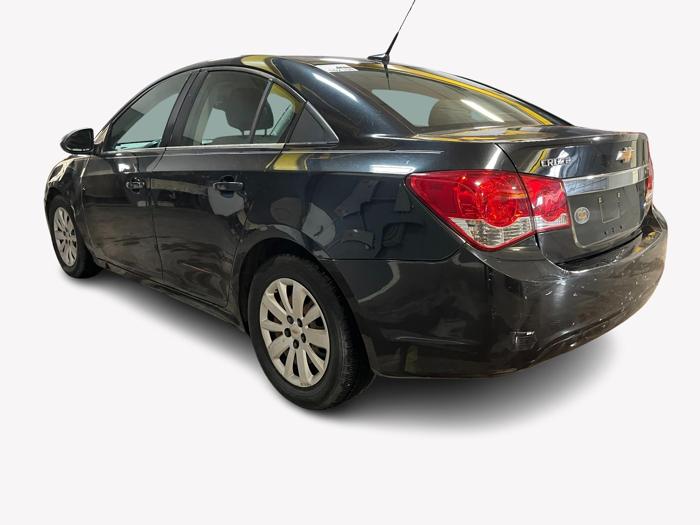 2011 chevrolet cruze ls with 139428 miles for sale near elk-river, minnesota f9de53a7e3bb4e969fa8519606e7a37b.jpg