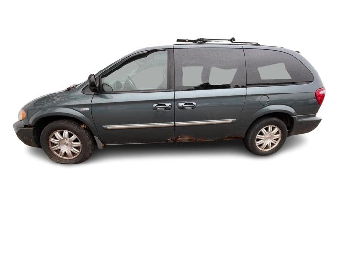 2007 chrysler town-&-country touring with 146493 miles for sale near elk-river, minnesota f9ea20d492354153a39c92545edc39a3.jpg