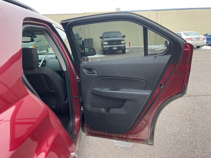 2011 chevrolet equinox 1lt-2wd with 138267 miles for sale near redwood-falls, minnesota f9f79e279f0c49c18c36a8d5680f343e.jpeg