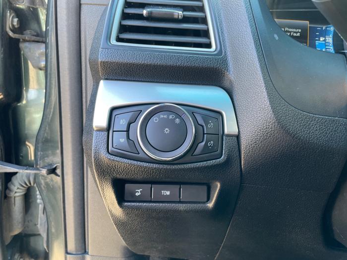 2016 ford explorer xlt-4wd with 196974 miles for sale near elk-river, minnesota fa18f63f30be4dc1bf6284c974921653.jpeg