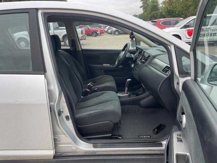 2012 nissan versa 1.8-sl-hatchback for sale near elk-river, minnesota fa7f1028db804c86ad8d906ad0f4c33c.jpeg