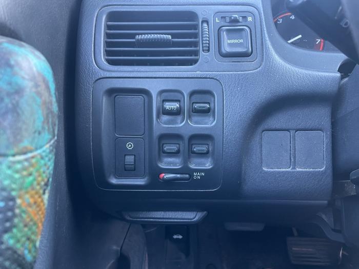 2000 honda cr-v ex-4wd with 339696 miles for sale near fridley, minnesota fab4c584a4e94663ab6d71477208ebf3.jpeg