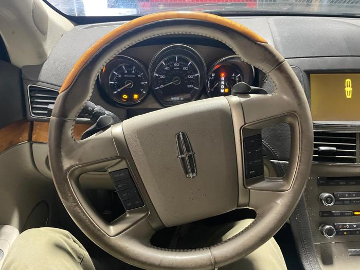 2010 lincoln mkt base with 169090 miles for sale near elk-river, minnesota facea69bdff2484d848dcdda83f08203.jpg