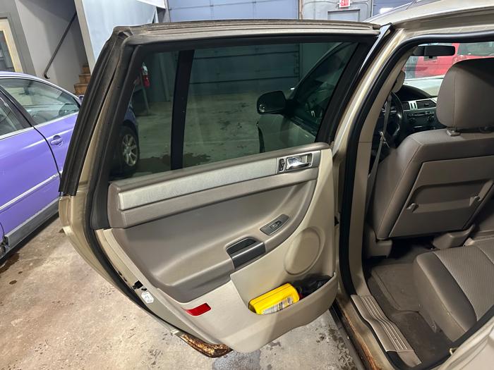 2005 chrysler pacifica awd with 163217 miles for sale near elk-river, minnesota fae6fa2f8ddc4785abce74dde4cc675c.jpeg