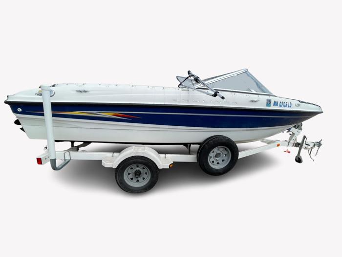2005 18 Ft. Bayliner