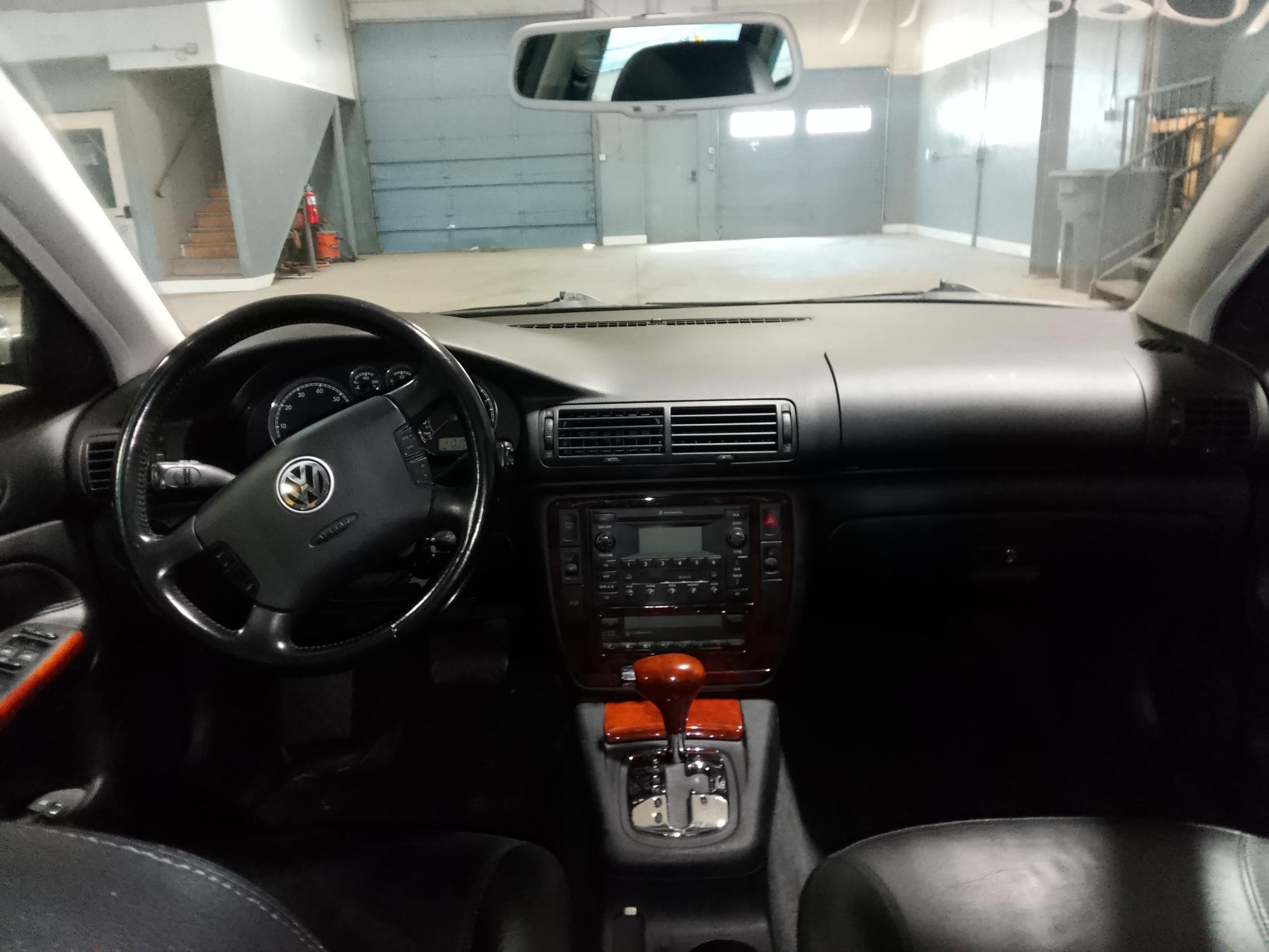 2003 volkswagen passat glx with 117120 miles for sale near elk-river, minnesota fb38526fa9a4470ab57899e358c63fb3.jpg