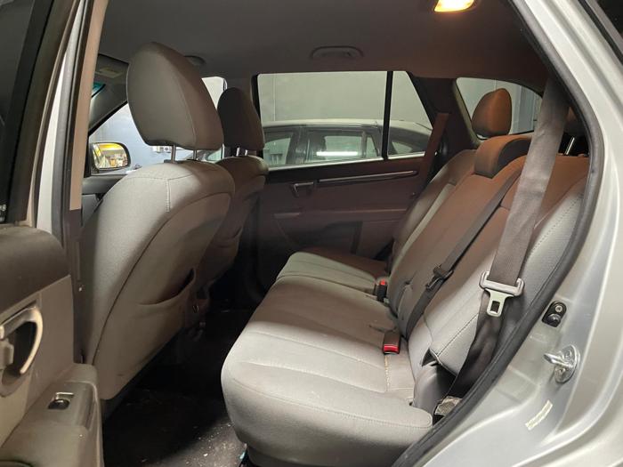 2010 hyundai santa-fe gls with 218154 miles for sale near elk-river, minnesota fb5271d6ba9e4a6a978671e52b01979b.jpg