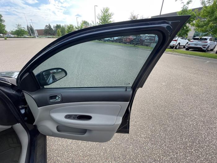 2008 chevrolet cobalt lt1-sedan with 145630 miles for sale near coon-rapids, minnesota fb681ed15a7c481893d125a79de1c54e.jpeg