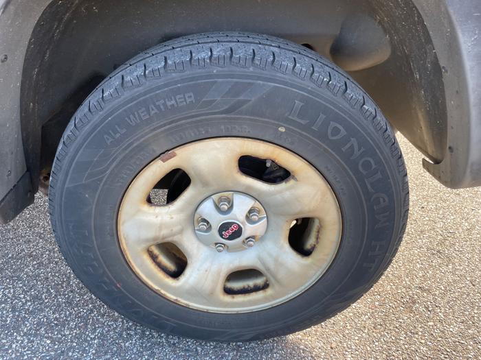 2006 jeep liberty sport-4wd with 156451 miles for sale near elk-river, minnesota fb7891165ccc48908580ebdcebafcaea.jpeg