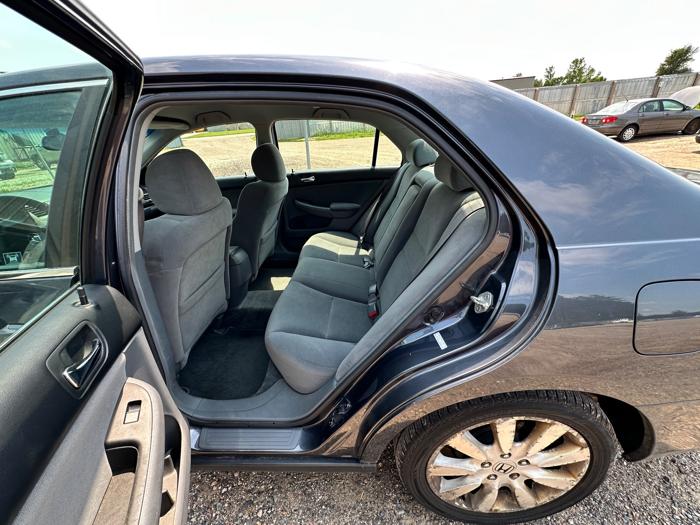 2007 honda accord se-v-6-sedan-at with 175482 miles for sale near elk-river, minnesota fb9b4edfce594cec91bbafbedc59e2cd.jpeg