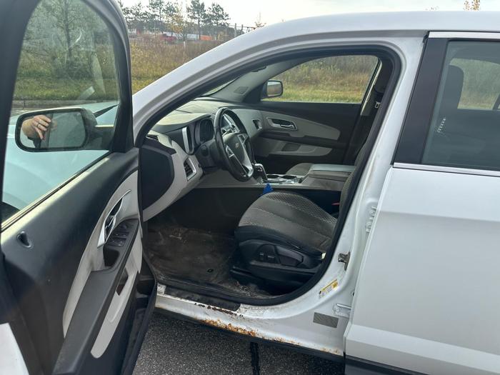 2011 chevrolet equinox with 205201 miles for sale near elk-river, minnesota fba9dd01ab124f7b8f530649e93ee8c9.jpg