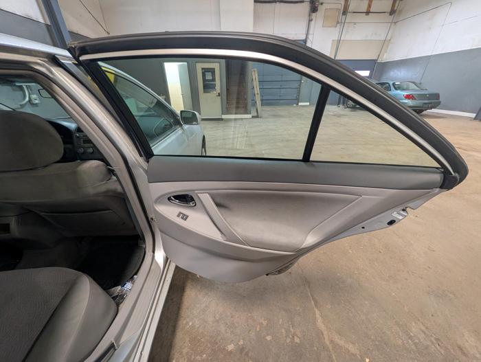 2010 toyota camry le-6-spd-at with 239513 miles for sale near elk-river, minnesota fbb500c4e48d46dfb7cdf923bede2e06.jpg