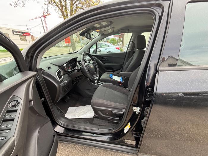 2020 chevrolet trax ls-fwd with 148469 miles for sale near rochester, minnesota fbb8c1745f6e410c81a31f7df5d0d33e.jpeg
