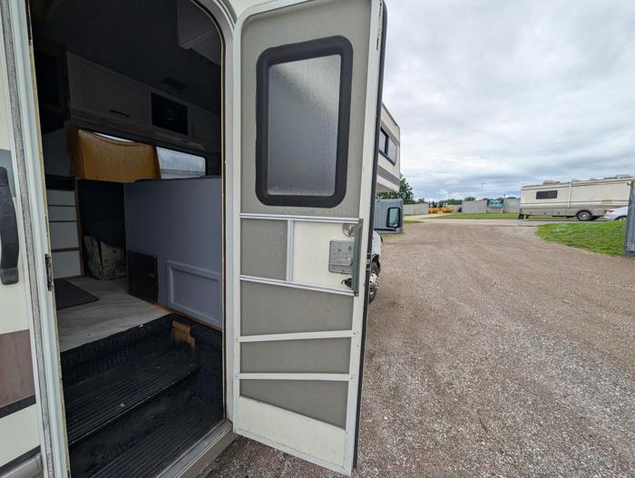 1997 ford econoline with 45653 miles for sale near elk-river, minnesota fbc0aa55b76c445d9755fa9b9a0eac25.jpg