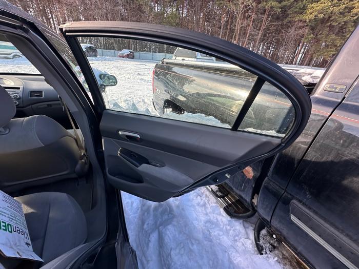 2009 honda civic lx-sedan-5-speed-at with 123359 miles for sale near elk-river, minnesota fbea98c3967a4d3c88283479347e56f5.jpeg