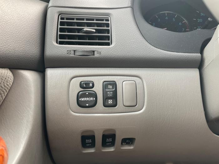 2006 toyota sienna xle with 219674 miles for sale near elk-river, minnesota fc1069903445421c9103e763fcd6d110.jpeg