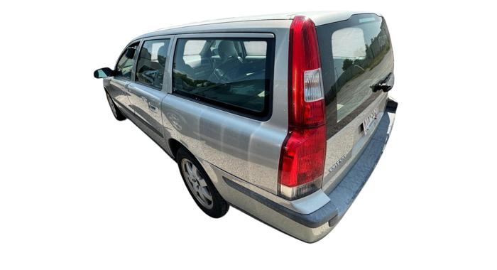 2003 volvo v70 awd for sale near elk-river, minnesota fc205f101a924f7f9e33b1a628ebc9df.jpg