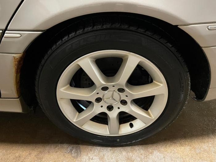 2005 mercedes-benz c-class 4-matic with 168563 miles for sale near elk-river, minnesota fc4fc6a6844e4e60a4b171eb61154893.jpg