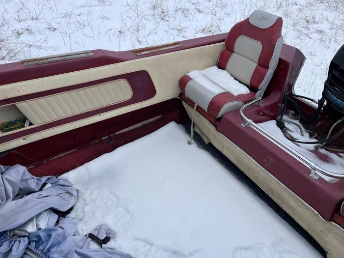 1983 larson 17-ft for sale near elk-river, minnesota fc690dfc07e04feda2e75789e4fbc792.jpg