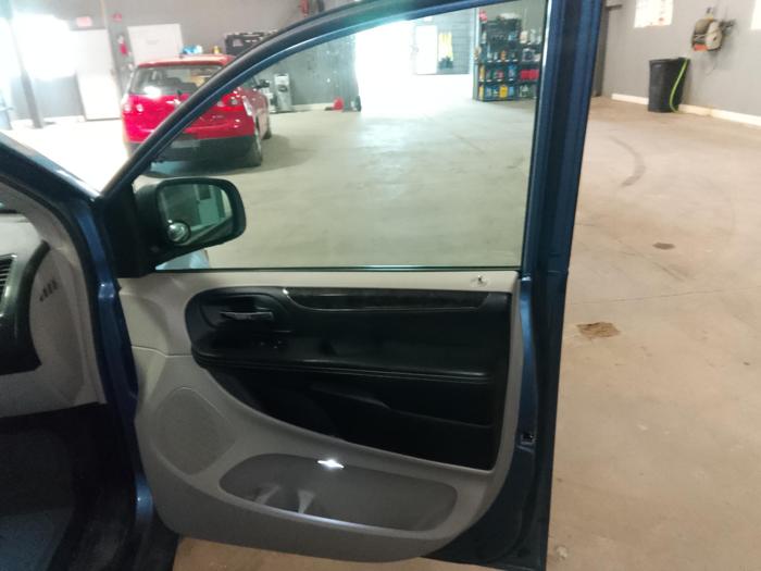 2011 chrysler town-&amp;-country touring with 139586 miles for sale near elk-river, minnesota fcd550c9754740ee885c1db8e813b484.jpg