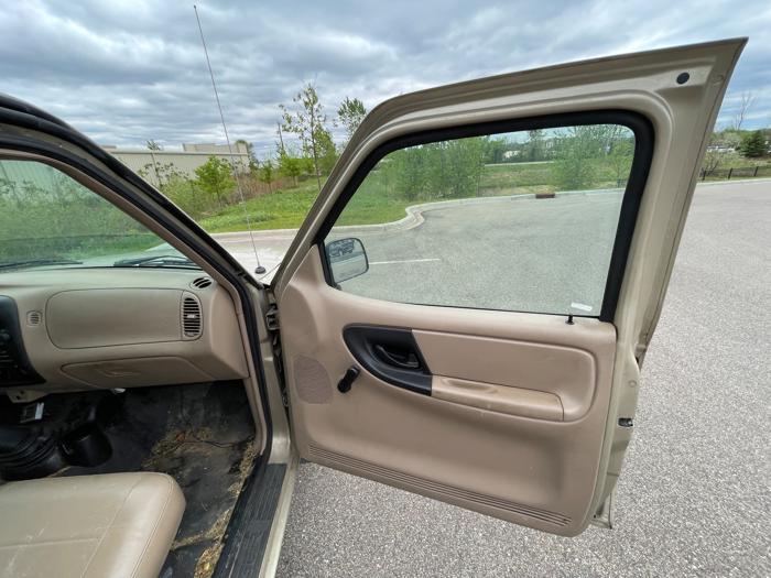 2002 ford ranger xl-short-bed-2wd with 150995 miles for sale near lake-elmo, minnesota fce1cb7490f84c00b3f3d091c685e4cf.jpeg