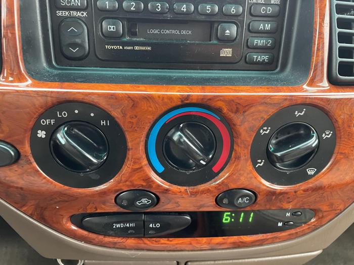 2002 toyota tundra limited with 273834 miles for sale near elk-river, minnesota fcf35b01519c44feae8386d1fe9e5cfa.jpg