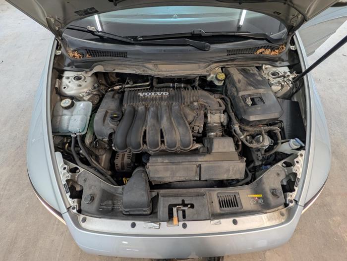 2010 volvo v50 2.4i with 116301 miles for sale near elk-river, minnesota fd0d7087994e46ee880543b1985b599c.jpg