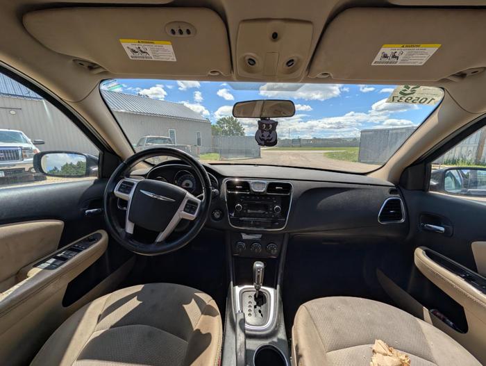 2011 chrysler 200 with 160270 miles for sale near elk-river, minnesota fd1dee8d40374cb5814d8c09d390c8fa.jpg