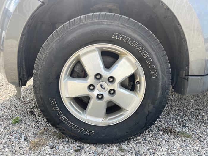 2011 ford escape xlt-4wd with 184816 miles for sale near elk-river, minnesota fd5223f4c9fd4ba9aaf046de3dca5765.jpeg