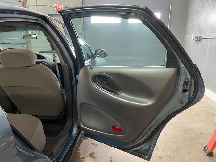 1999 ford taurus se with 100919 miles for sale near elk-river, minnesota fd69ce995aa041c1867ecb623e94e112.jpg