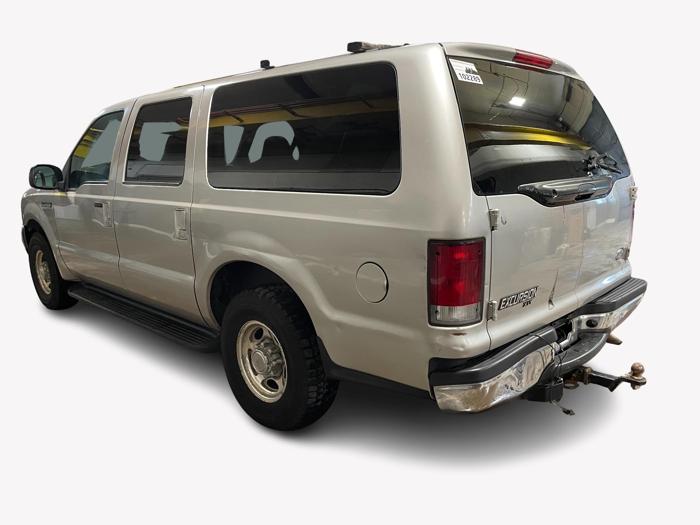 2002 ford excursion xlt with 300490 miles for sale near elk-river, minnesota fd6a759c9e504222843e923835046e35.jpg