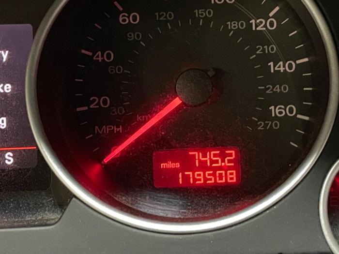 2009 audi a4 base with 179508 miles for sale near elk-river, minnesota fd7a4a46ca974b8ea72b961889c3eb43.jpg