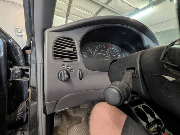 2001 ford ranger edge-supercab-3.0-4wd with 237005 miles for sale near elk-river, minnesota fd89ddb180cf4f43a3033d067b161d36.jpg