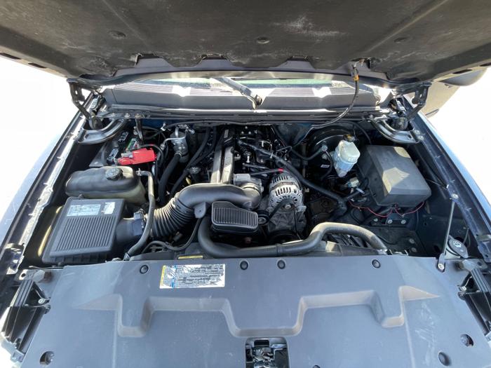 2010 chevrolet silverado-1500 lt1-crew-cab-4wd with 208999 miles for sale near columbus, minnesota fd9055623fc94b64953cffbb8c44b3f8.jpeg