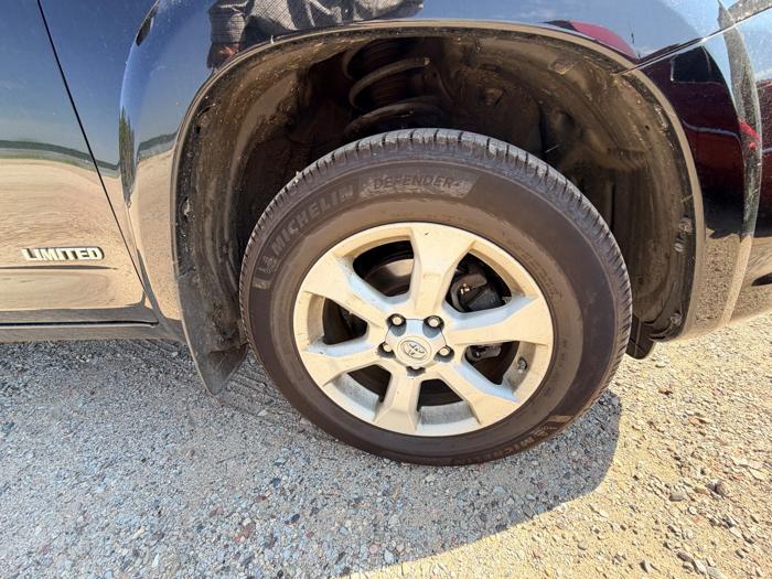 2012 toyota rav4 limited-v6-4wd with 147807 miles for sale near elk-river, minnesota fdb3cc4c829b4c0f864eb03889462155.jpeg