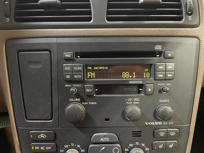 2001 Volvo XC70