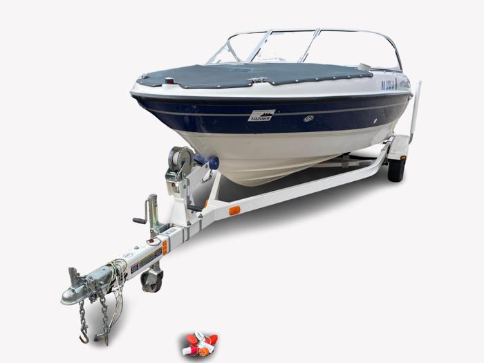 2005 18 Ft. Bayliner
