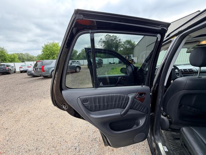 2003 mercedes-benz m-class ml500 with 163666 miles for sale near elk-river, minnesota fe32c733fcc4438e92e4e2a466bfcce1.jpeg