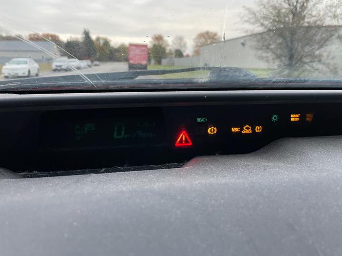 2008 toyota prius 4-door-liftback with 214945 miles for sale near elk-river, minnesota fe69e59bb63e47f8b16a8535a7fd5326.jpeg