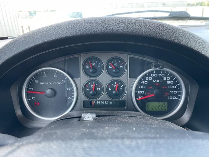 2005 ford f-150 fx4-supercab-4wd with 312280 miles for sale near elk-river, minnesota fe855bed59e24cadb492999418e290b4.jpeg