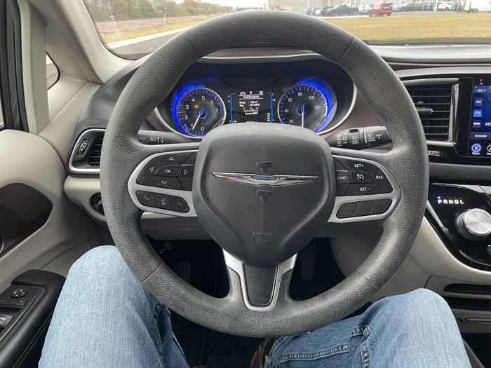 2017 chrysler pacifica touring with 257812 miles for sale near rochester, minnesota fea7d2ccc1214752a4613f40ad7bbd55.jpeg