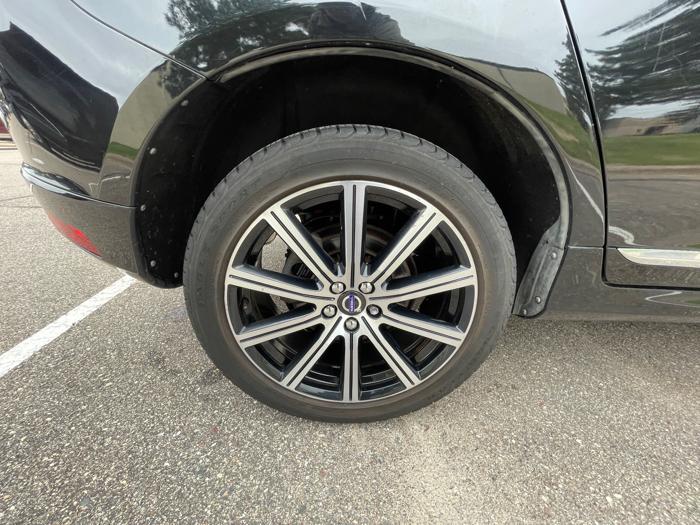 2017 volvo xc60 t6-inscription-awd with 83143 miles for sale near eden-prairie, minnesota feba8c73d76048ff91be4bdfa4c10150.jpeg