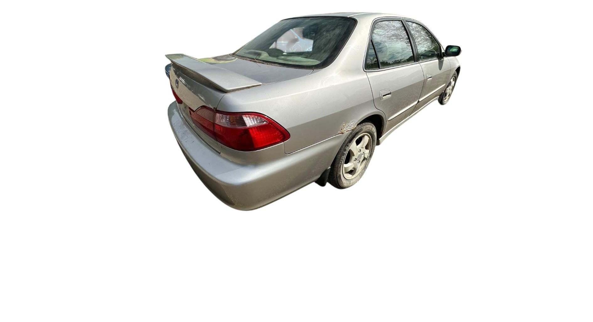 1999 honda accord ex-sedan with 145458 miles for sale near elk-river, minnesota fec95c766ec24292b6aadf0a54b1beba.jpg