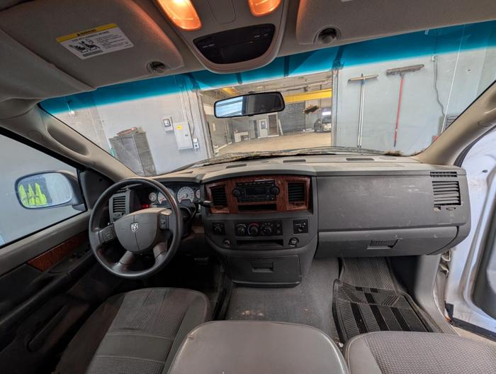 2006 dodge ram-1500 laramie-4wd with 130207 miles for sale near elk-river, minnesota ff42061686234007bf70ffb85c1dbbef.jpg