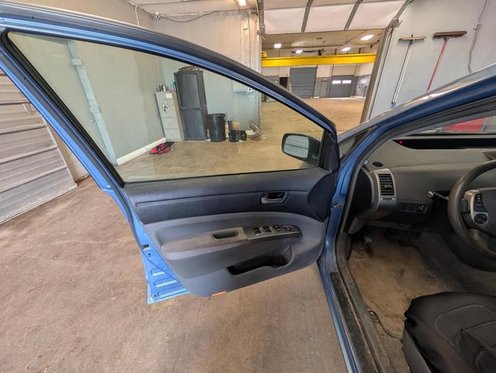 2009 toyota prius 4-door-liftback with 401240 miles for sale near elk-river, minnesota ff442ba2d2484c8f83fb16576dbe2a57.jpg
