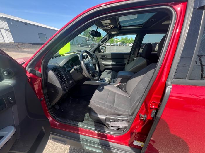 2011 ford escape xlt-4wd with 224138 miles for sale near savage, minnesota ff56594b97ae42c486d4f75a08bbb3c4.jpeg