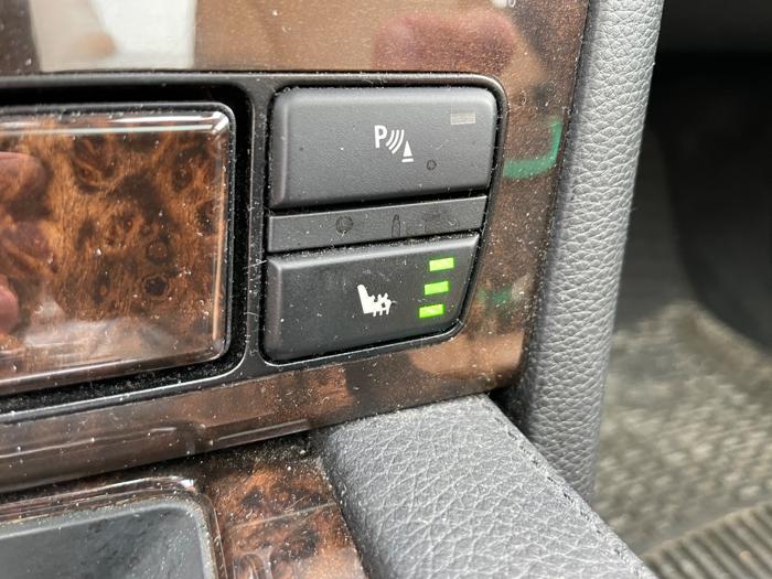 2010 bmw 5-series 528xi with 230936 miles for sale near elk-river, minnesota ff616ce944884049bf1b74da5c5a18e4.jpeg