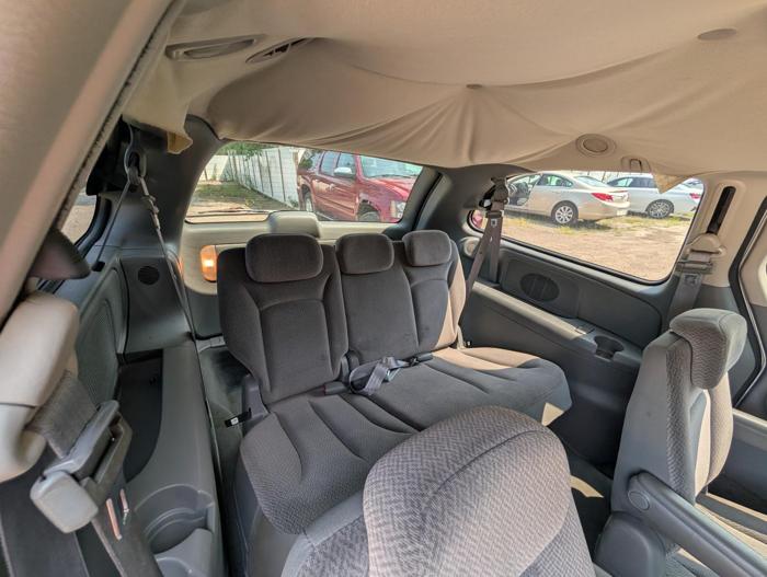 2006 chrysler town-&amp;-country lx with 222575 miles for sale near elk-river, minnesota ff7047cfe08845ad99b9495badd695b1.jpg
